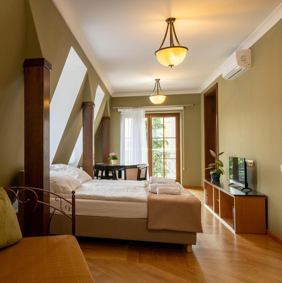 Apartament Pilsudskiego13 Chrzanow Luaran gambar